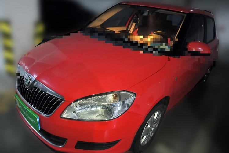 Used Skoda Fabia 2014 1.4L Manual Crystal Edition