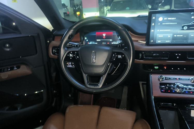 Used Lincoln Aviator 2023 3.0T V6 All-Wheel-Drive Executive Cruise Version Six Seats
