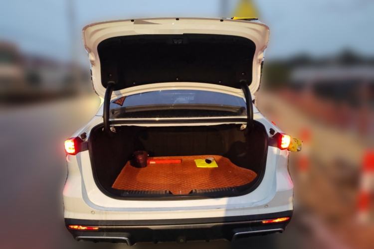 Used Geely Galaxy L6 2023 60km PLUS
