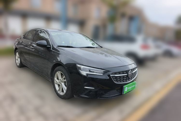 Used Buick Regal 2020 552T Elite Edition Front Right 45 Deg