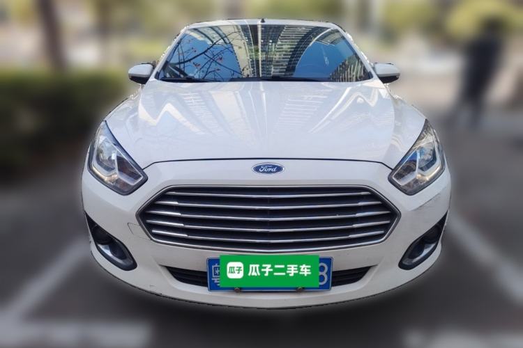 Used Ford Escort 2015 1.5L Automatic Fashion Model