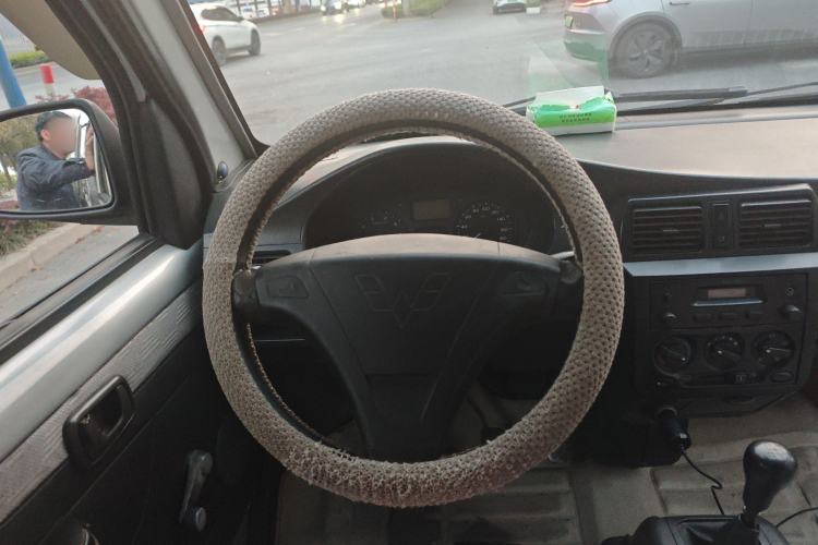 Used Wuling Rongguang 2012 1.2L Extended Basic Version LJY Steering Wheel