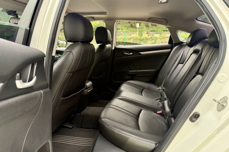 Used Honda Civic 2016 220TURBO CVT Luxury Edition