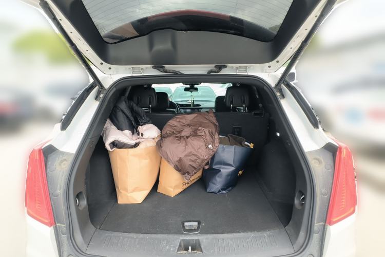 Used Cadillac XT5 2018 28E Four-Wheel Drive Tech Version Trunk