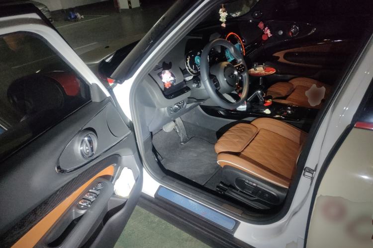 Used MINI Clubman 2023 Revised 2.0T COOPER S Connoisseur