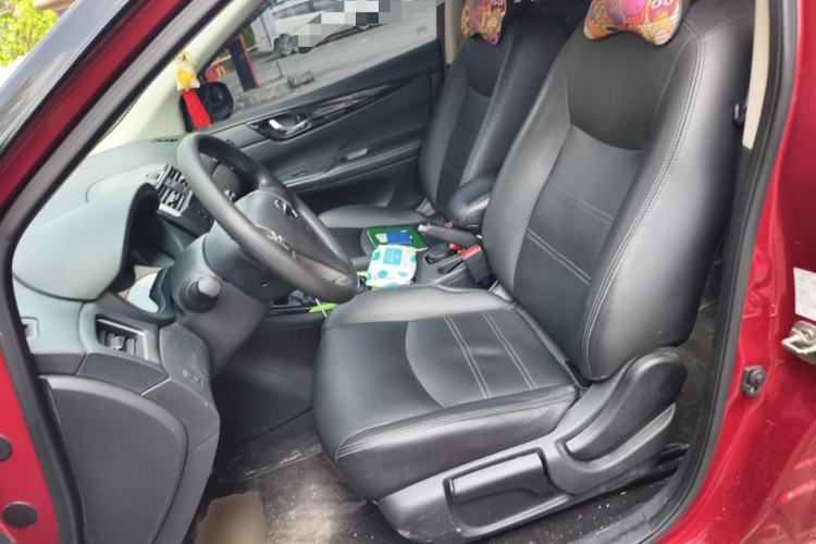 Used Nissan Tiida 2016 1.6L CVT Cool Dynamic Edition
