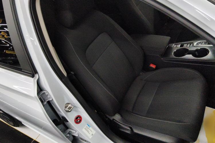 Used Honda Civic 2023 2.0L eHEV Pioneer Edition Right Front Seat