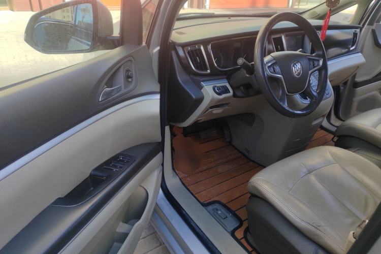 Used Buick GL8 2013 2.4L LT Luxury Business Executive Edition
