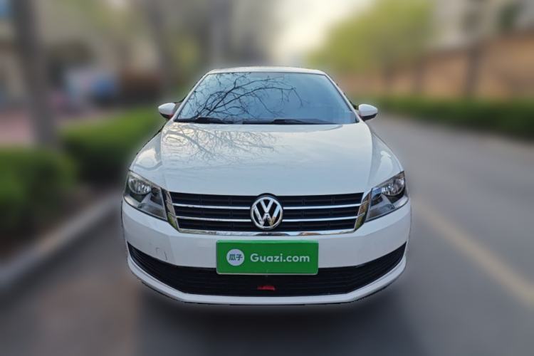 Used Volkswagen Gran Lavida 2013 1.6L Automatic Fashion Model Front