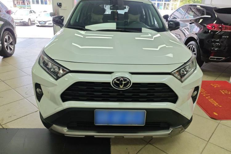 Used Toyota RAV4 2022 2.0L CVT 4x4 Style Plus Edition