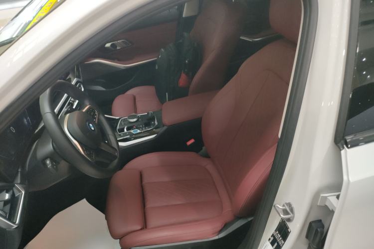 Used BMW i3 2022 eDrive 35 L
