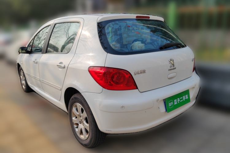 Used Peugeot 307 2012 Hatchback 1.6L Automatic Comfort Edition
