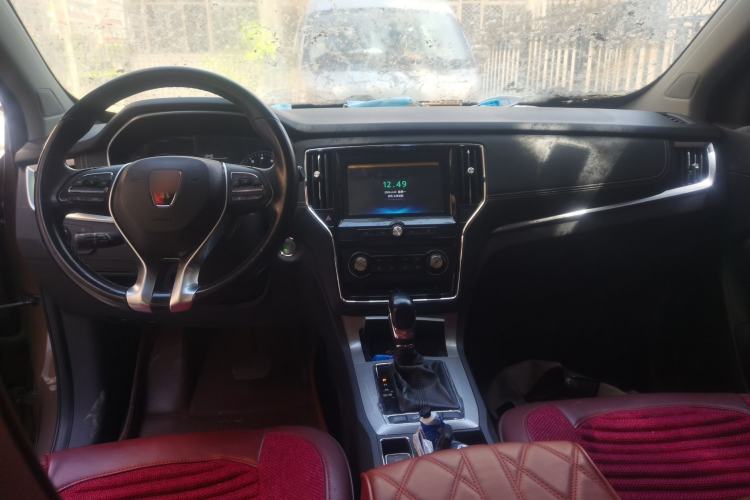 Used Roewe RX5 2016 20T Two-Wheel Drive Automatic Flagship Edition
