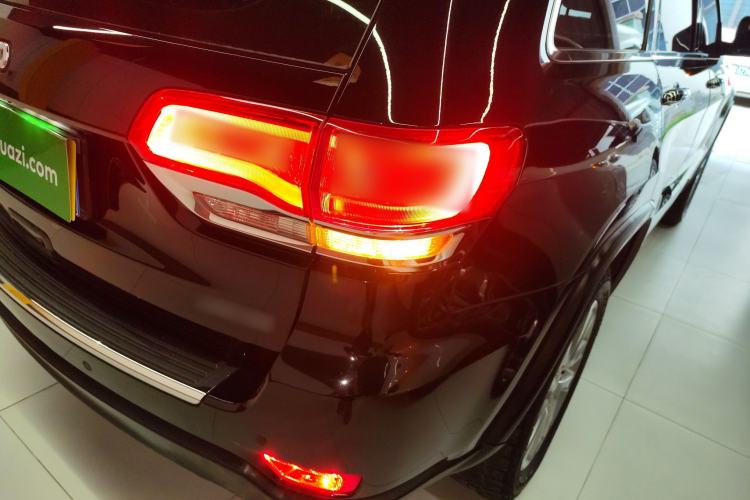 Used Jeep Grand Cherokee (Import) 2016 3.0L Comfort Navigation Edition
