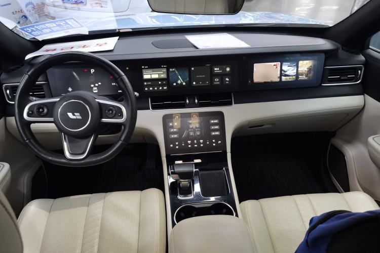 Used Li Auto ONE 2020 Extended-Range 6-Seater Version Center Console