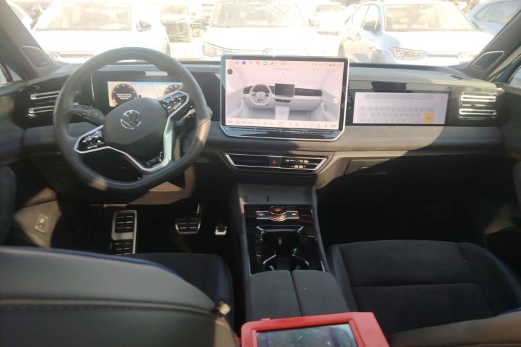 Used Volkswagen Tiguan L 2024 PRO 380TSI Four-Wheel Drive R-Line Prestige Edition