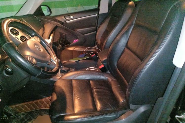 Used Volkswagen Tiguan 2013 1.8 TSI Automatic All-Wheel Drive Luxury Model Left Front Seat