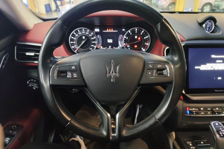 Used Maserati Ghibli 2021 2.0T Sharp Edition