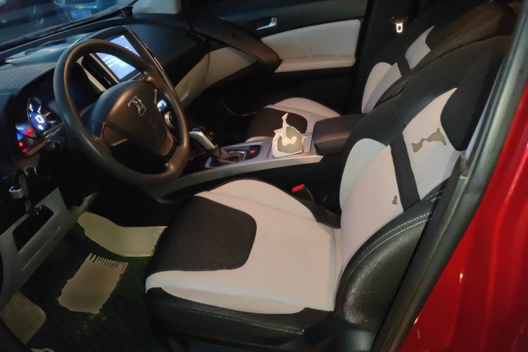 Used Luxgen U6 SUV 2014 1.8T Charm Version
