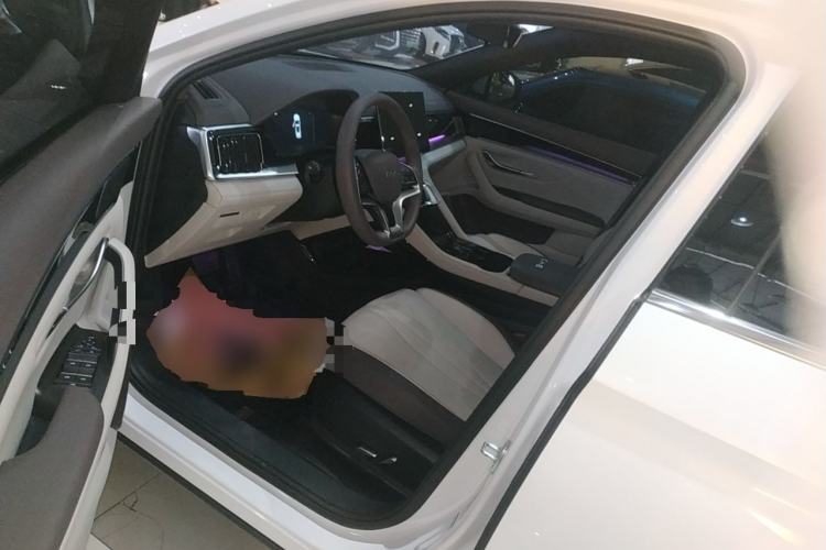 Used BYD Song PLUS New Energy 2025 DM-i 112KM Prestige Model Driver Seat