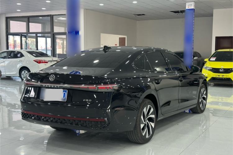 Used Volkswagen Passat 2025 Pro 380TSI Starry Dragon Edition Exterior 4