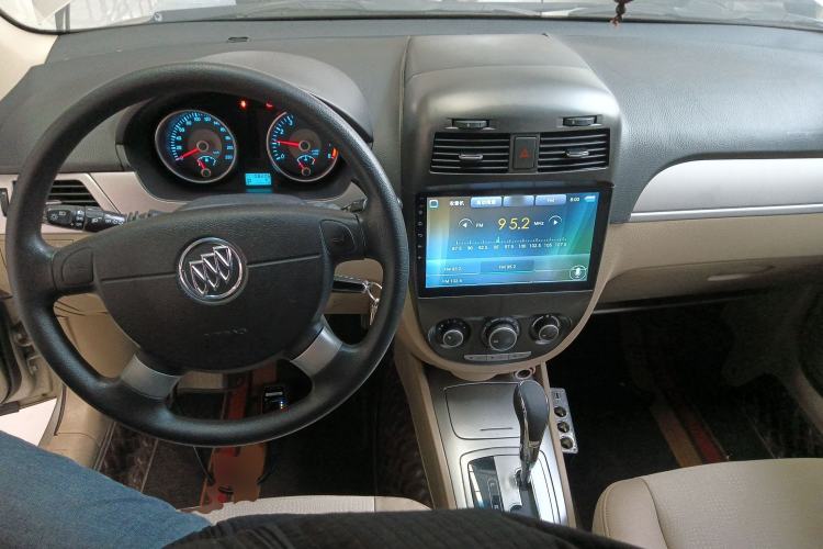 Used Buick Excelle 2013 1.5L Automatic Classic Model
