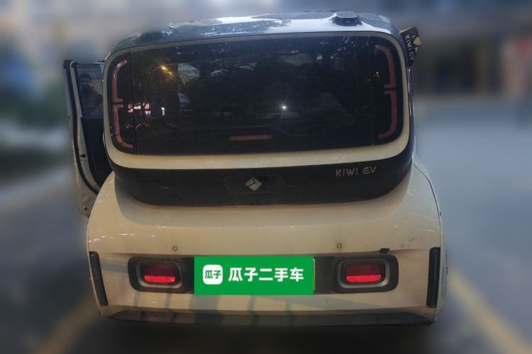 Used Baojun KiWi EV 2021 Artist Model Ternary Lithium Rear