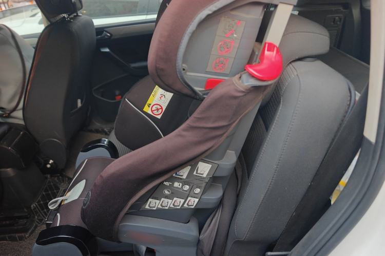 Used Volkswagen Touran 2016 Volkswagen Touran L 280TSI Manual Trend Edition Left Rear Seat