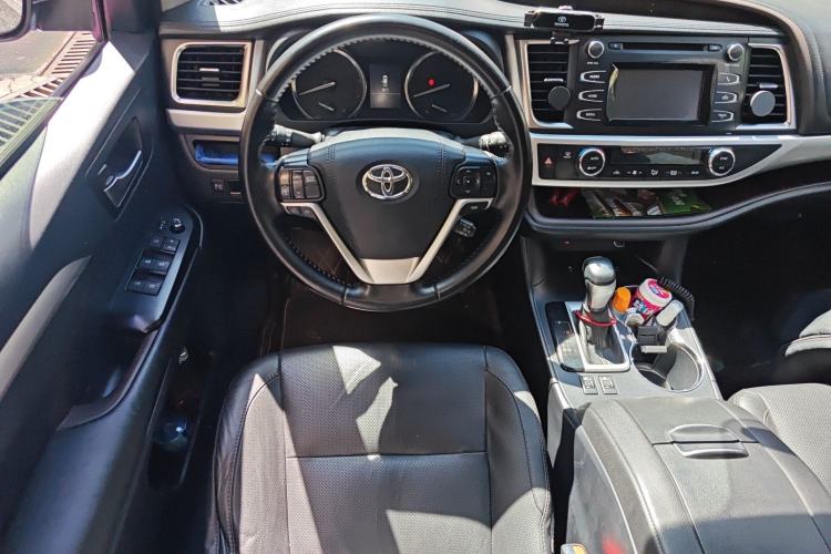 Used Toyota Highlander 2015 2.0T Four-Wheel Drive Luxury Edition 7-Seater Steering Wheel