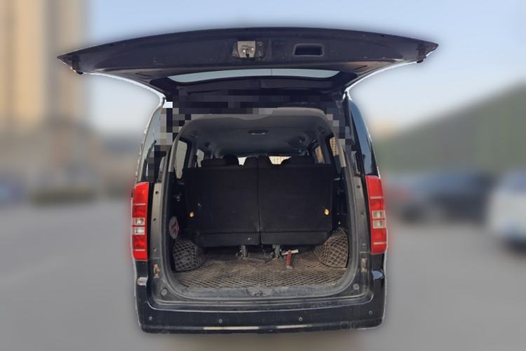 Used JAC Refine M3 2022 PLUS 1.8L 7-seater Standard Model Trunk