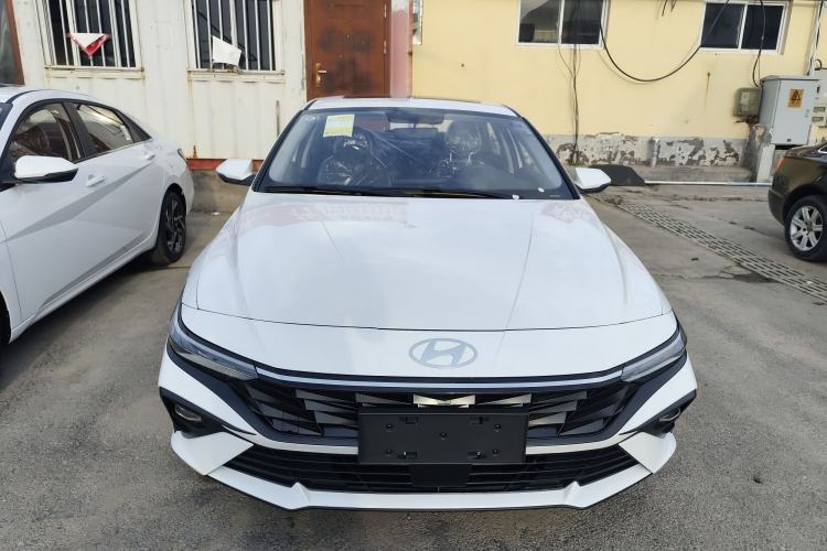 Used Hyundai Elantra 2023 1.5L CVT GLX Elite Edition Front