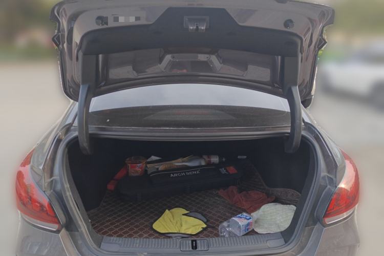 Used MG 5 2021 180 DVVT CVT Youth Luxury Edition Trunk