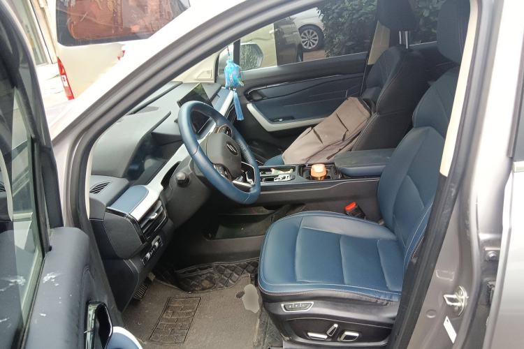 Used Livan Livan 9 2023 470 km Leading Edition