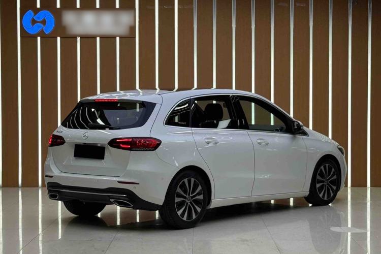 Used Mercedes-Benz B-Class 2021 B 200 Sport Edition Exterior 4