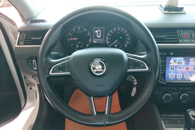 Used Skoda Octavia 2016 1.6L Automatic Smart Drive Edition
