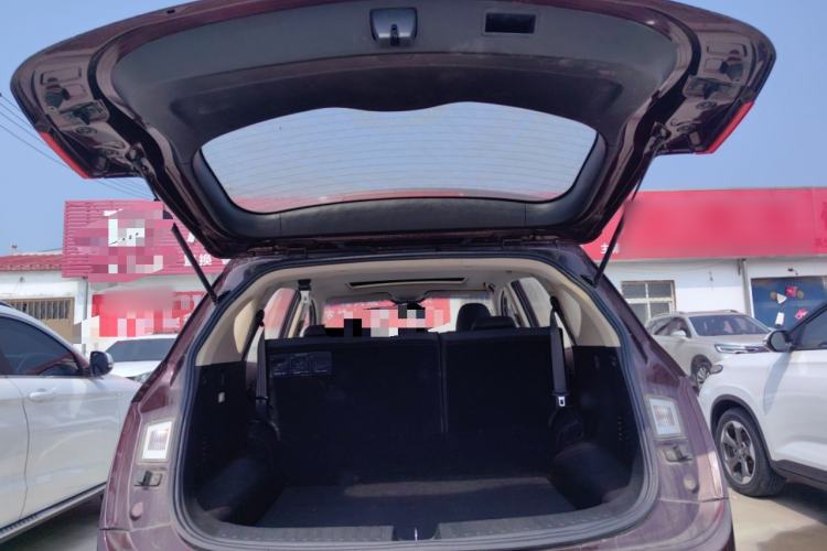 Used Baojun 560 2016 1.8L Manual Luxury Edition Trunk
