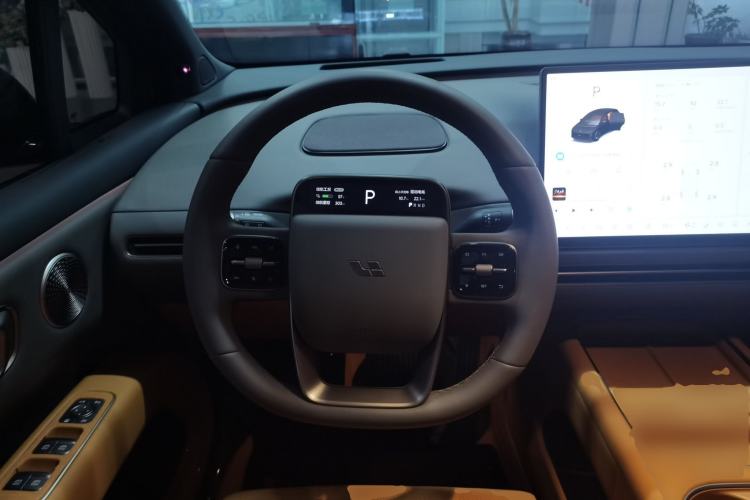 Used Li Auto Li Auto i6 2025 Model Four-Wheel-Drive Standard Type
