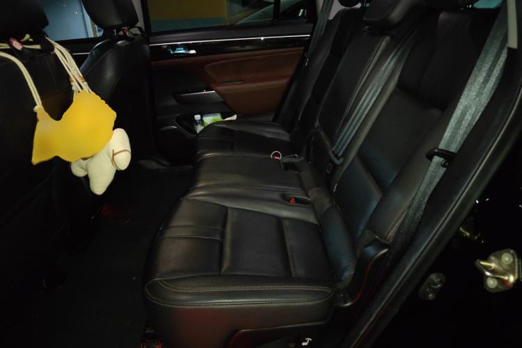 Used GAC Trumpchi GS8 2017 320T Two-Wheel Drive Luxury Smart Connectivity Version (7 Seats)
