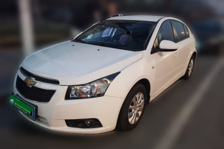 Used Chevrolet Cruze 2015 Hatchback 1.6L Manual Comfort Edition