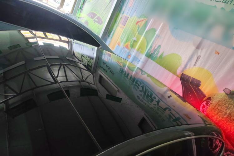 Used XPeng P7 2020 670E Roof