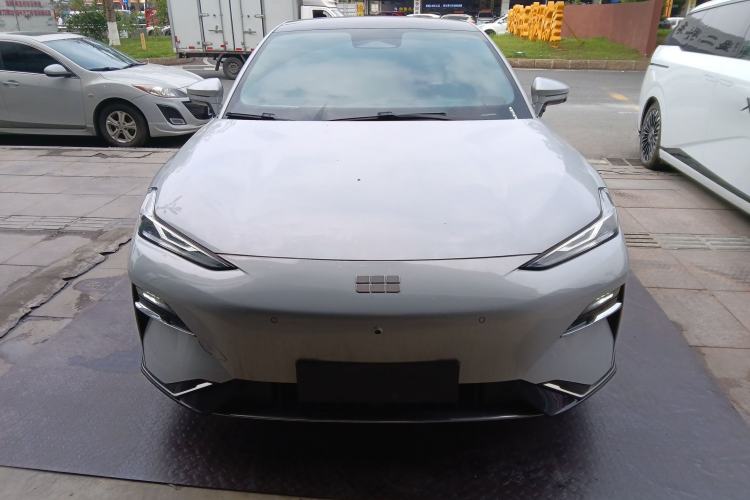 Used Geely Galaxy E8 2025 700 km Long-Range Intelligent Driving Version