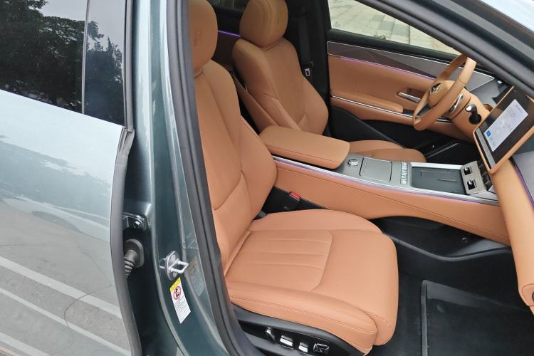 Used BYD Han L 2025 DM-i 200km LiDAR Flagship Model Right Front Seat
