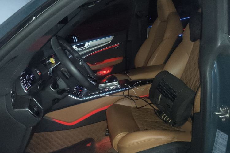 Used Audi A7L 2022 55 TFSI quattro S-line Edition One First Edition
