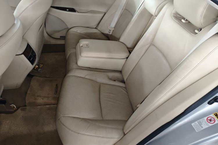 Used Lexus ES 2010 240 Luxury Edition Left Rear Seat