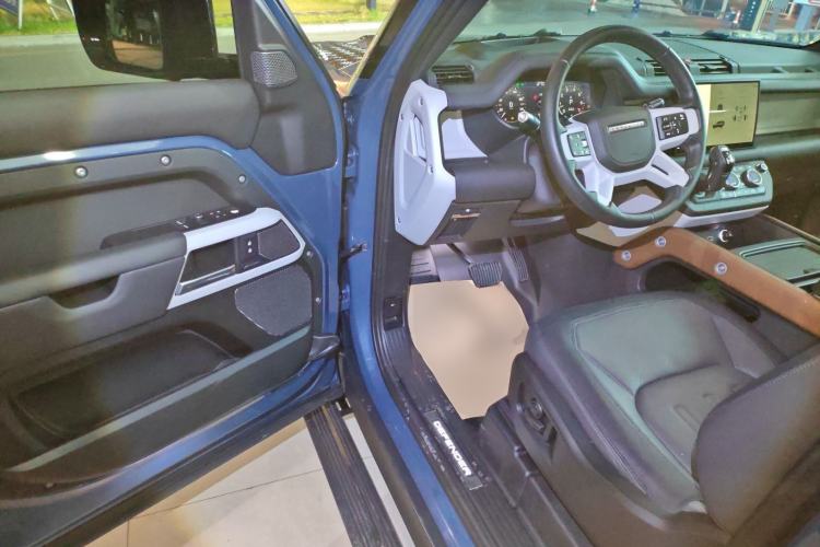 Used Land Rover Defender 2022 90 2.0T P300 X-DYNAMIC HSE