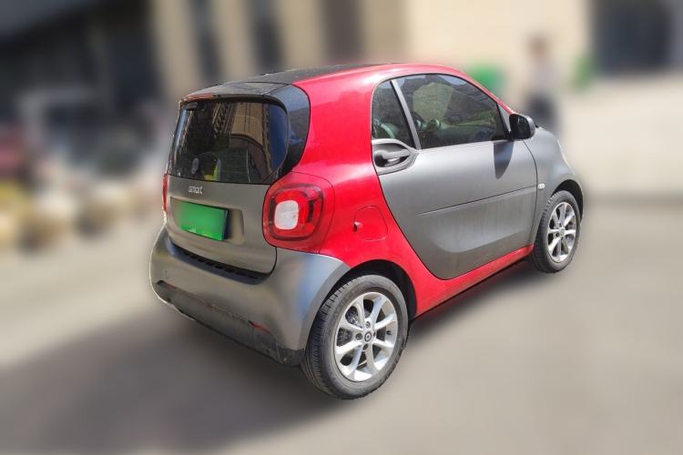 Used smart fortwo 2018 1.0L 52kW Hardtop Dynamic Version China V
