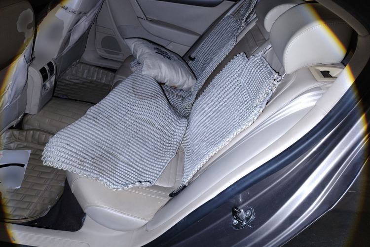 Used Volkswagen Magotan 2012 Revised Version 1.8TSI Leading Edition Left Rear Seat