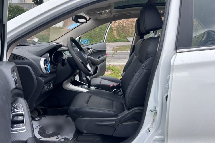 Used BYD Yuan New Energy 2018 EV360 Smart Connected Cool Model