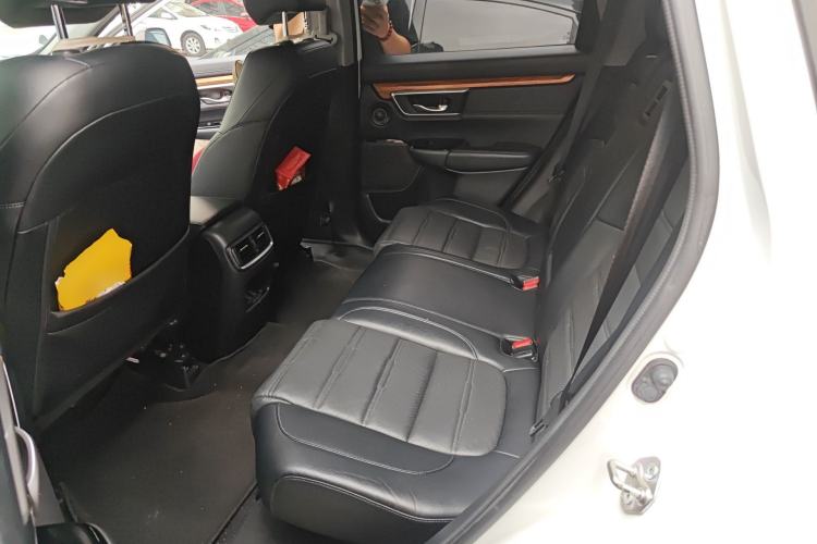 Used Honda CR-V 2017 240TURBO CVT Front-Wheel Drive Fashion Edition