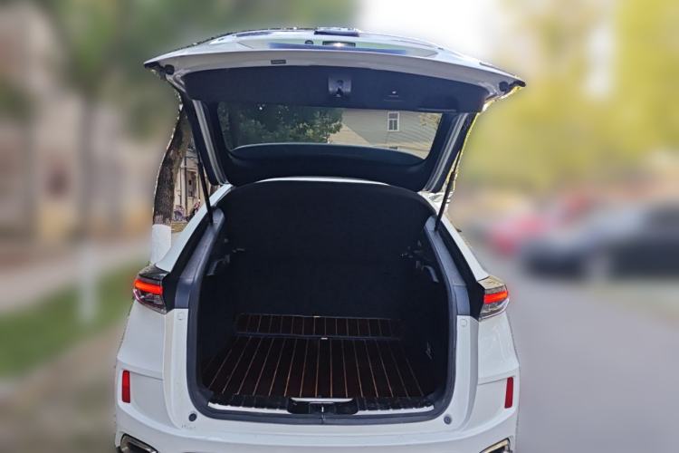 Used Honda UR-V 2023 370TURBO Two-Wheel-Drive Luxury Edition
